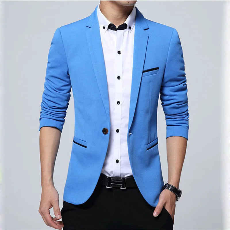 Blazer Masculino Slim Fit em Algodão Vonluthen VL187, com bolsos discretos e botões sofisticados, ideal para ocasiões formais e casuais.