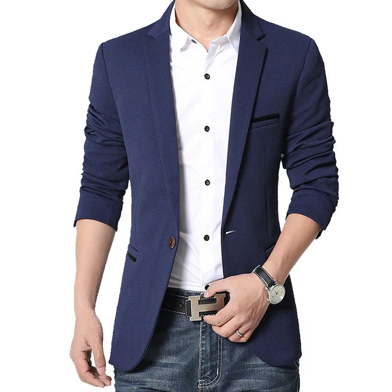 Blazer Masculino Slim Fit em Algodão Vonluthen VL187, com bolsos discretos e botões sofisticados, ideal para ocasiões formais e casuais.