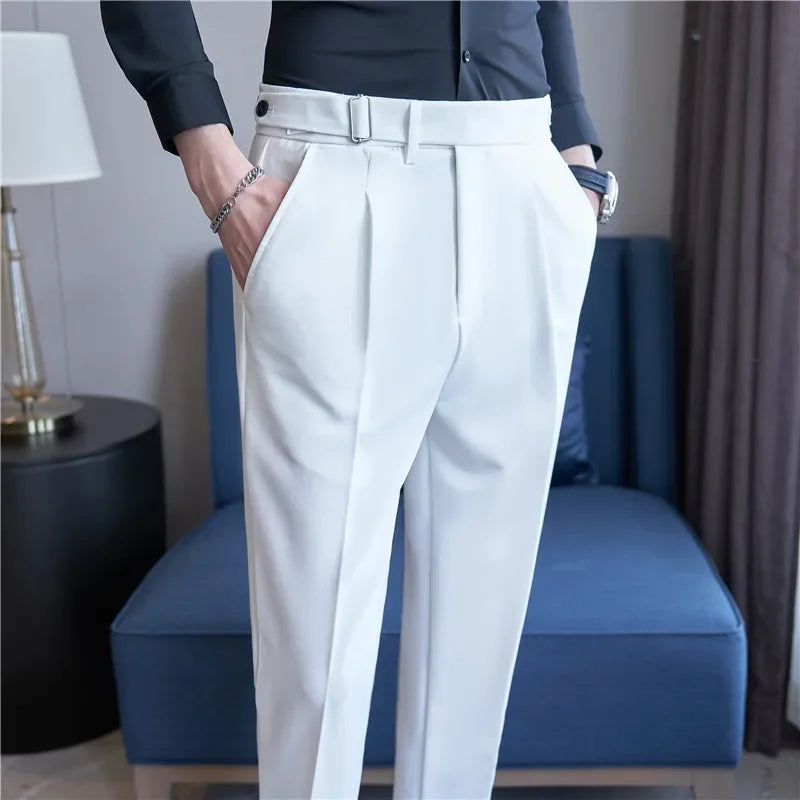 Calça de Alfaiataria Masculina Vonluthen VL208, com corte clássico e tecido de alta qualidade, ideal para ambientes formais e confortáveis.
