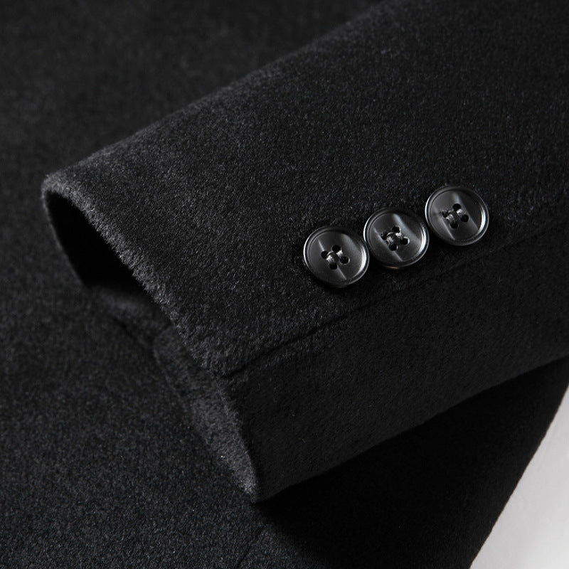 Sobretudo Masculino Vonluthen VL238, com gola polo e forro super aquecido, perfeito para o inverno e ocasiões formais e casuais.