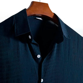 Camisa Masculina em Linho Vonluthen VL383, modelagem clássica, tecido respirável e estilo minimalista para conforto e sofisticação.