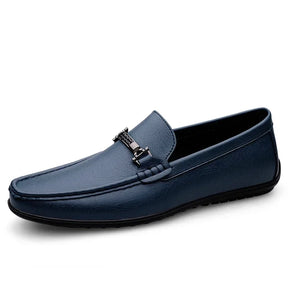 Mocassim Masculino em Couro Vonluthen VL042, com solado flexível e palmilha macia. Modelo sofisticado, confortável e versátil.