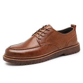 Sapato Masculino em Couro Vonluthen VL064 com acabamento sofisticado, palmilha macia e solado durável, ideal para eventos formais e casuais.