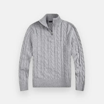 Suéter Masculino em Tricot Vonluthen VL018, feito com tricot premium, modelagem ajustada e meio zíper, proporcionando um visual sofisticado e confortável.